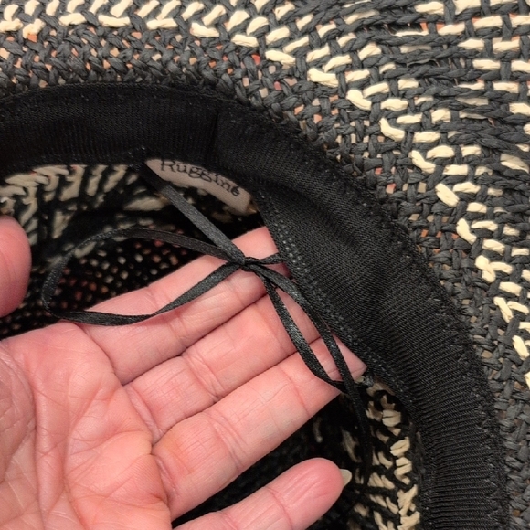 Handmade Woven Crisscross Panama Hat - Picture 5 of 5